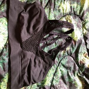 VS sports bra